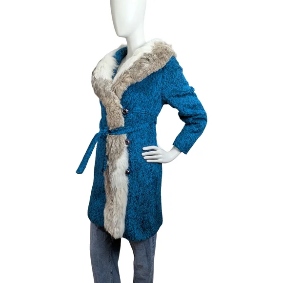 Vintage 1960s Mohair Coat Real Fur Collar | Union Made | Size XS/S - Picture 4 of 16
